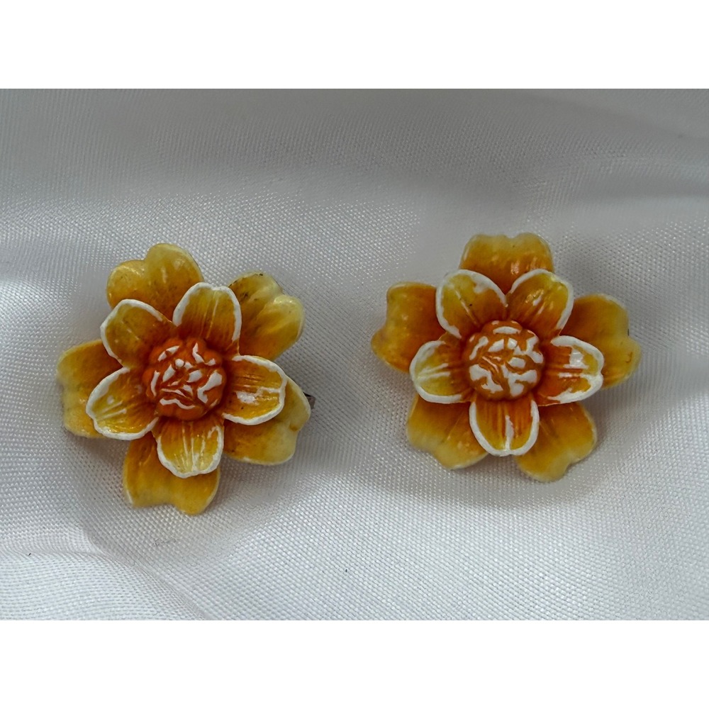 Vintage Yellow Bright Orange‎ Flower Clip On Earrings Floral Mid Century Retro